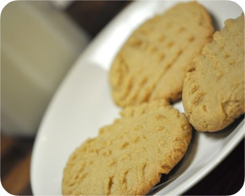 milk and cookies