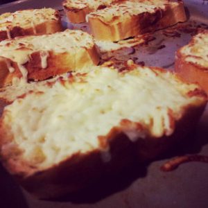 How to Make Garlic Bread